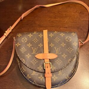 Louis Vuitton Chantilly GM Crossbody – Monogram Canvas – Made in France